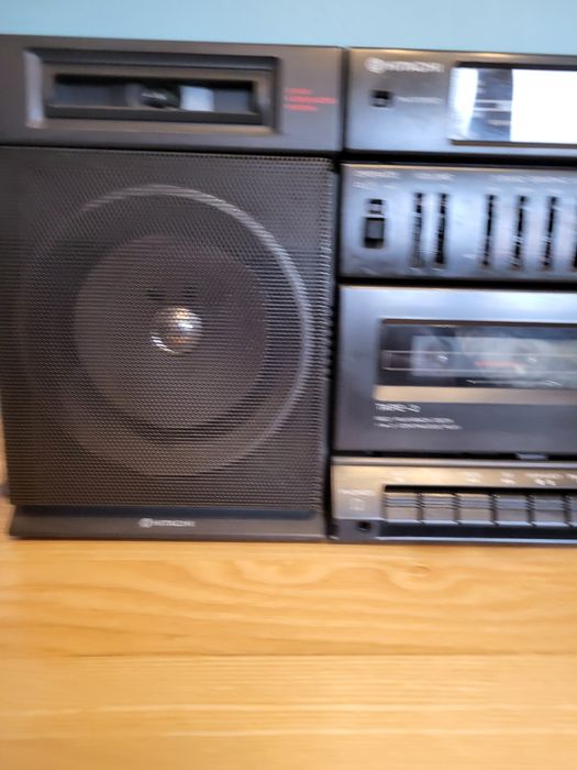 Radiomagnetofon Hitachi