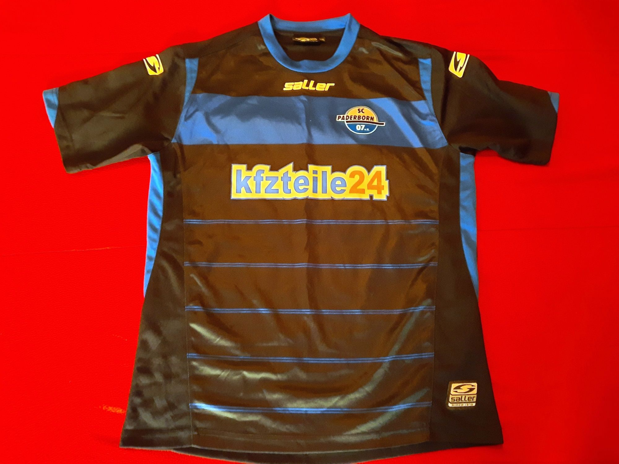 Paderborn camisola futebol