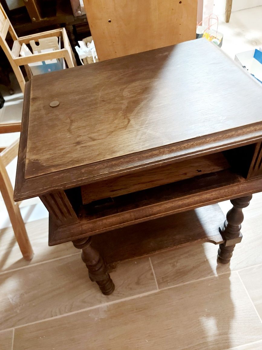 Mesa suporte antiga