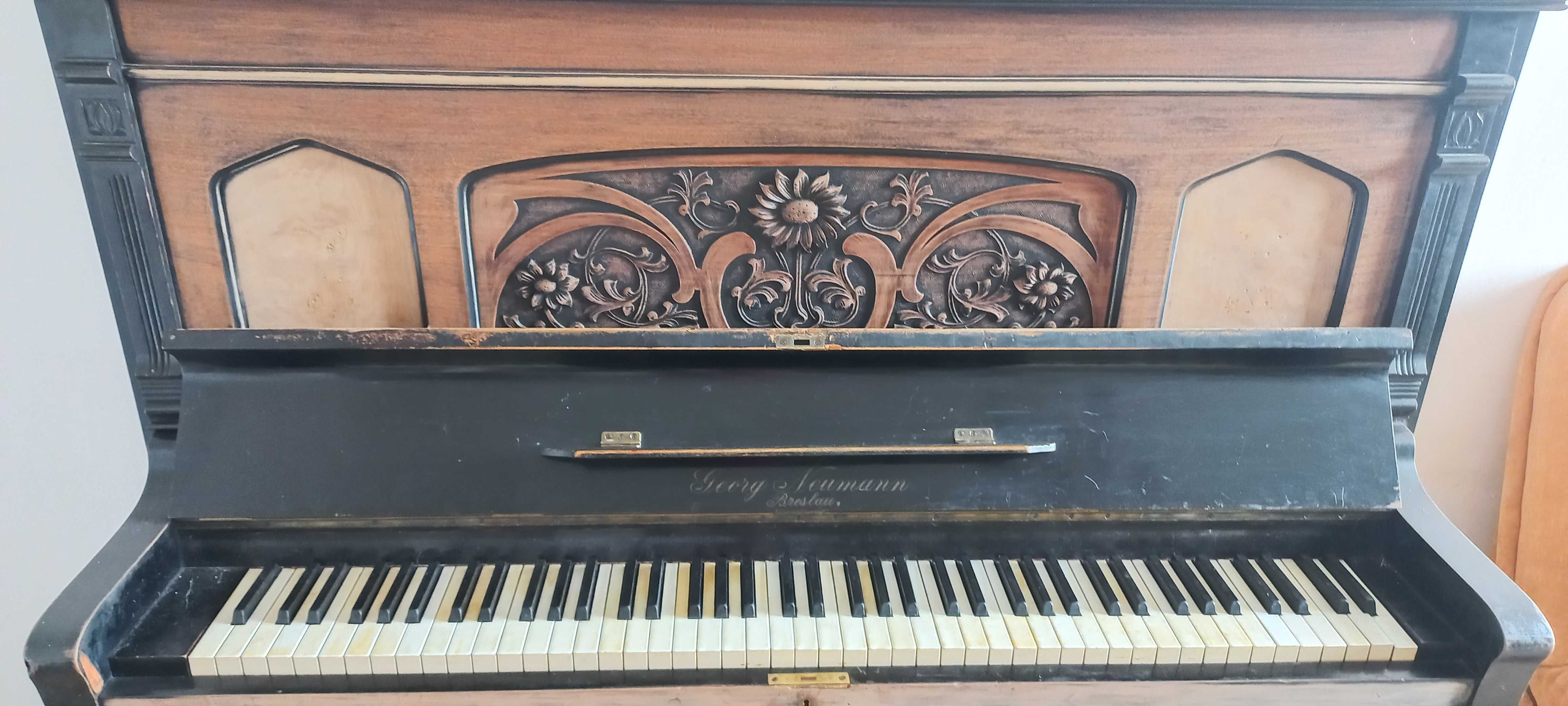 zabytkowe pianino