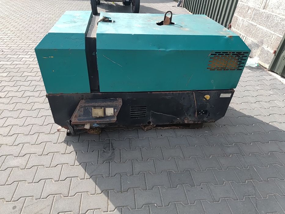 Ingersoll rand p130 kompresor śrubowy,  generator prądu  piaskowania