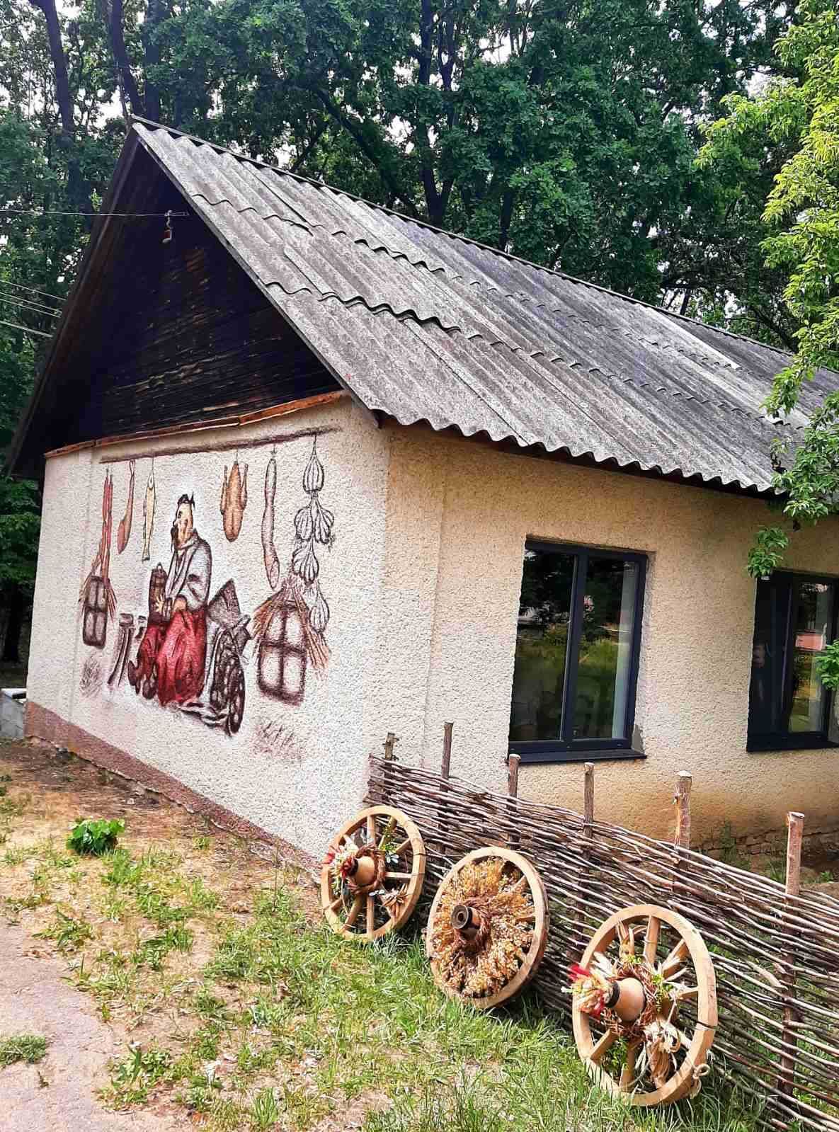 Комфортний відпочинок Вінницька обл. Веранда с кухнею та караоке..