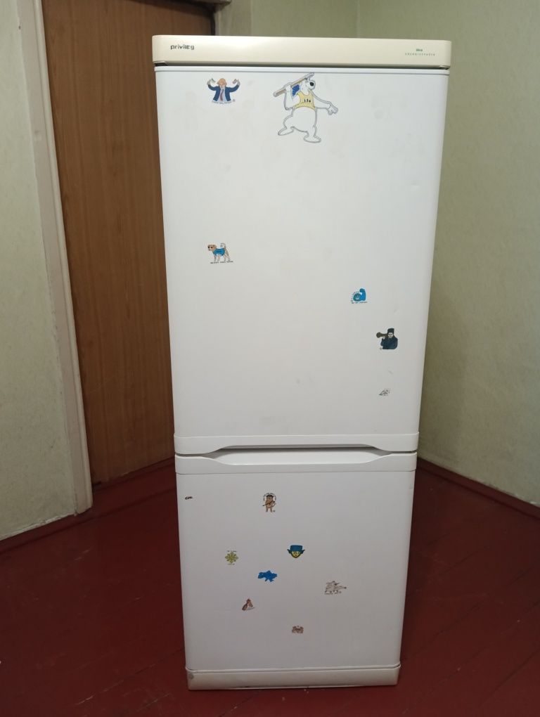Продам холодильник Privileg