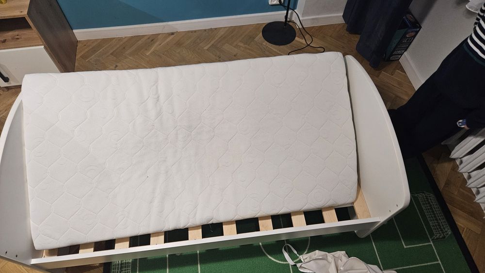 Łóżko dziecięce dla dziecka    + materac +mata