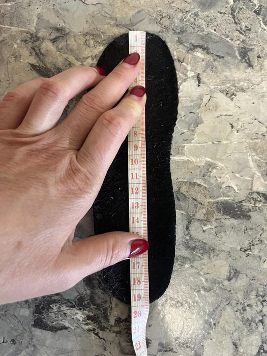 Продам зимові чобітки superfit