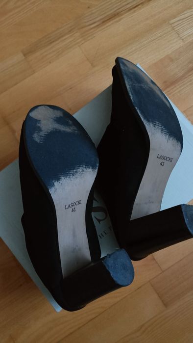 Klapki na obcasie zamsz Lasocki rozm  41