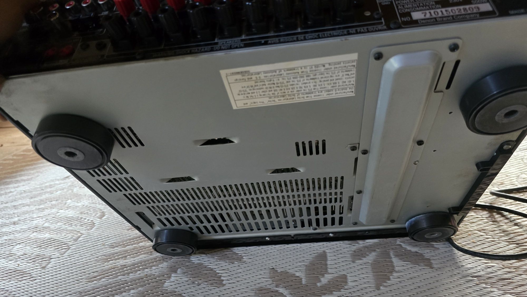 Amplituner Denon AVR-2808