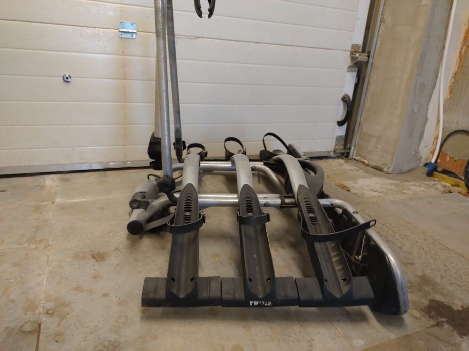 Bagażnik Thule na hak, 3 rowery.