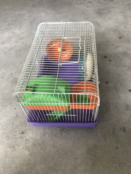Gaiola para hamster como nova.