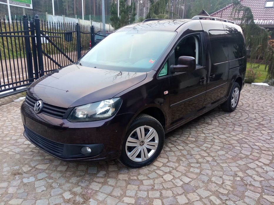 Volkswagen Caddy Stan bardzo dobry 7 foteli 2015r