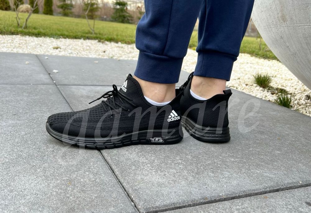 lekkie buty adidasa czarne nowe sportowe adidasy cale czarne 41-46