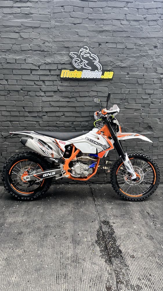 Мотоцикл GEON DAKAR GNS 300 NB (21/18) МКПП-6 2025