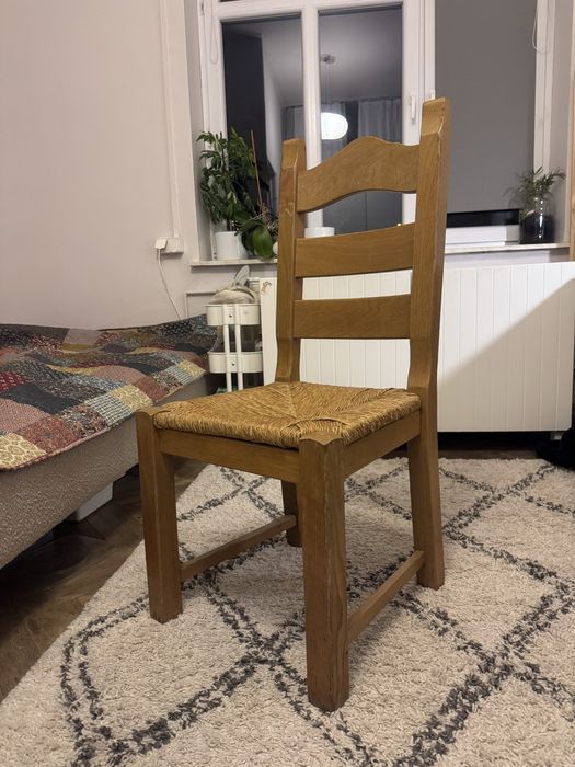 Komplet 7 drewnianych krzeseł