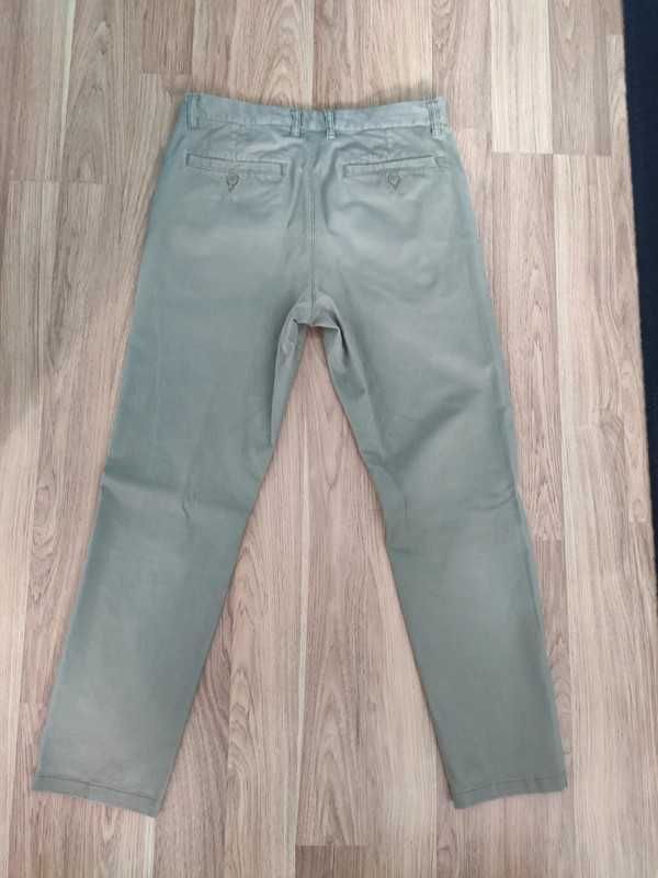 Zielone Spodnie chinos straight H&M