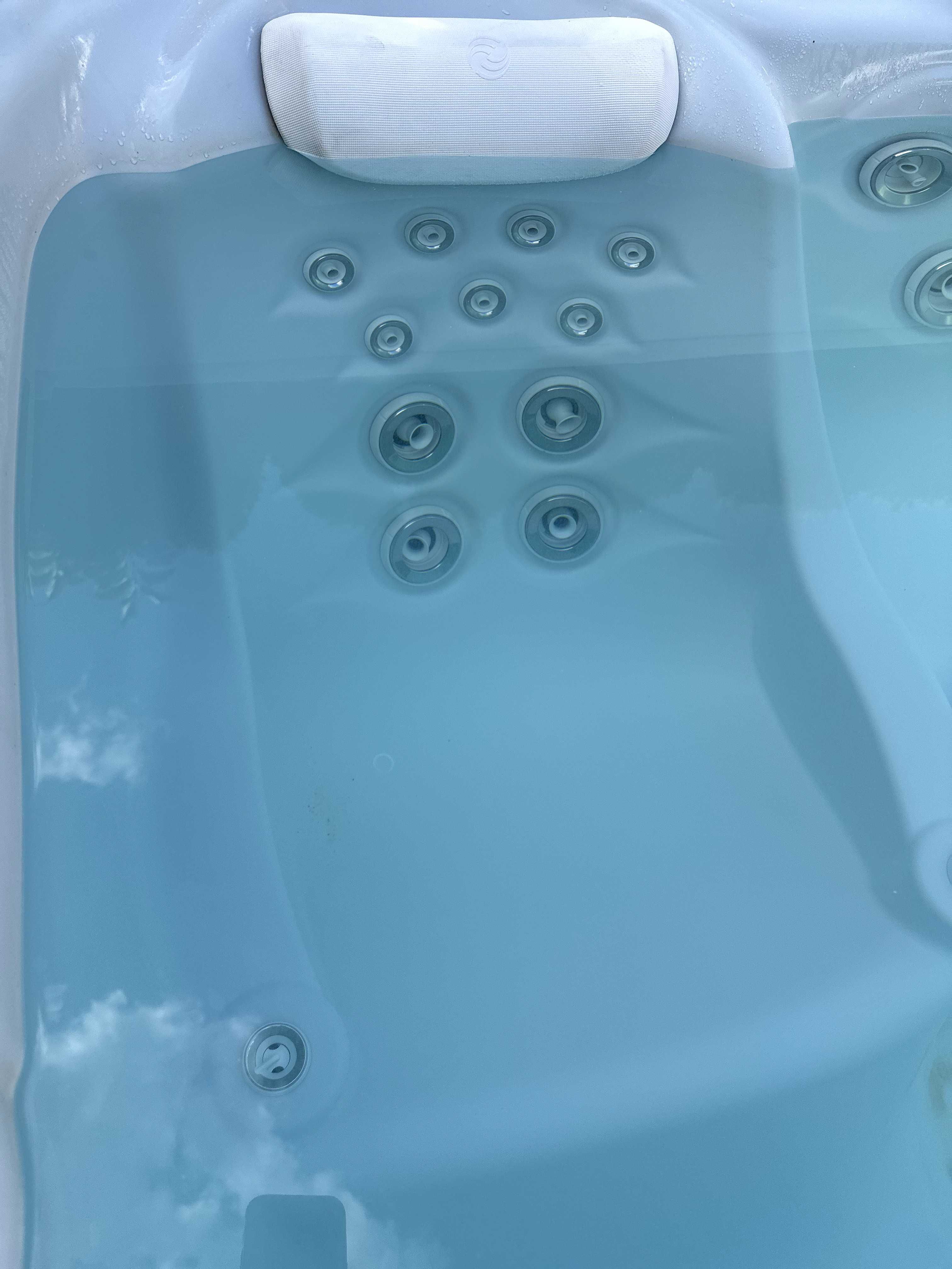 Jacuzzi ENVOY 5 osobowe plus system solny Hot Spring