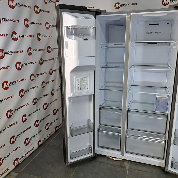 Lodówka Samsung RS6GA8521B1 [2 lata gwar] E/634litry/178cmwys/36dB [2]