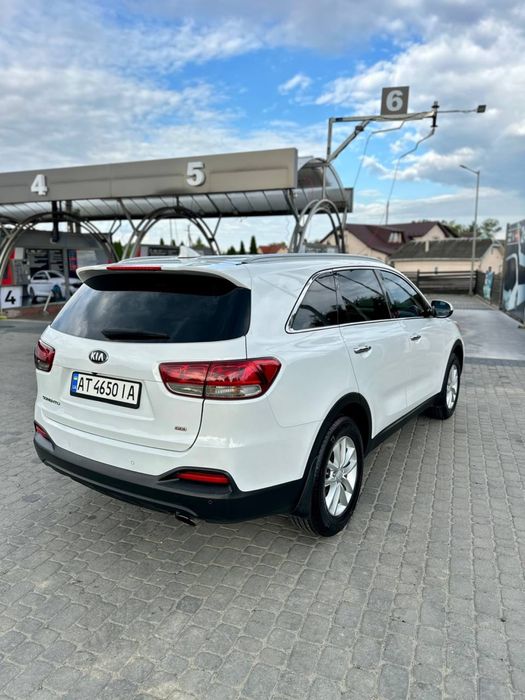 Продам власну Kia Sorento 2015
