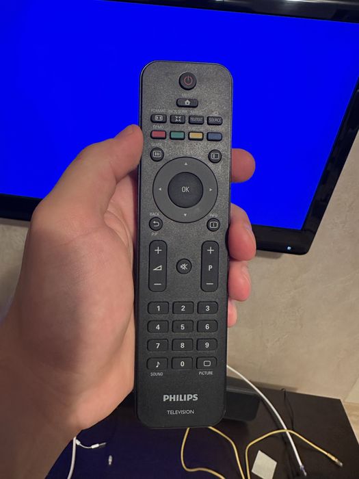 Телевизор , Philips 42PFL3404H/12