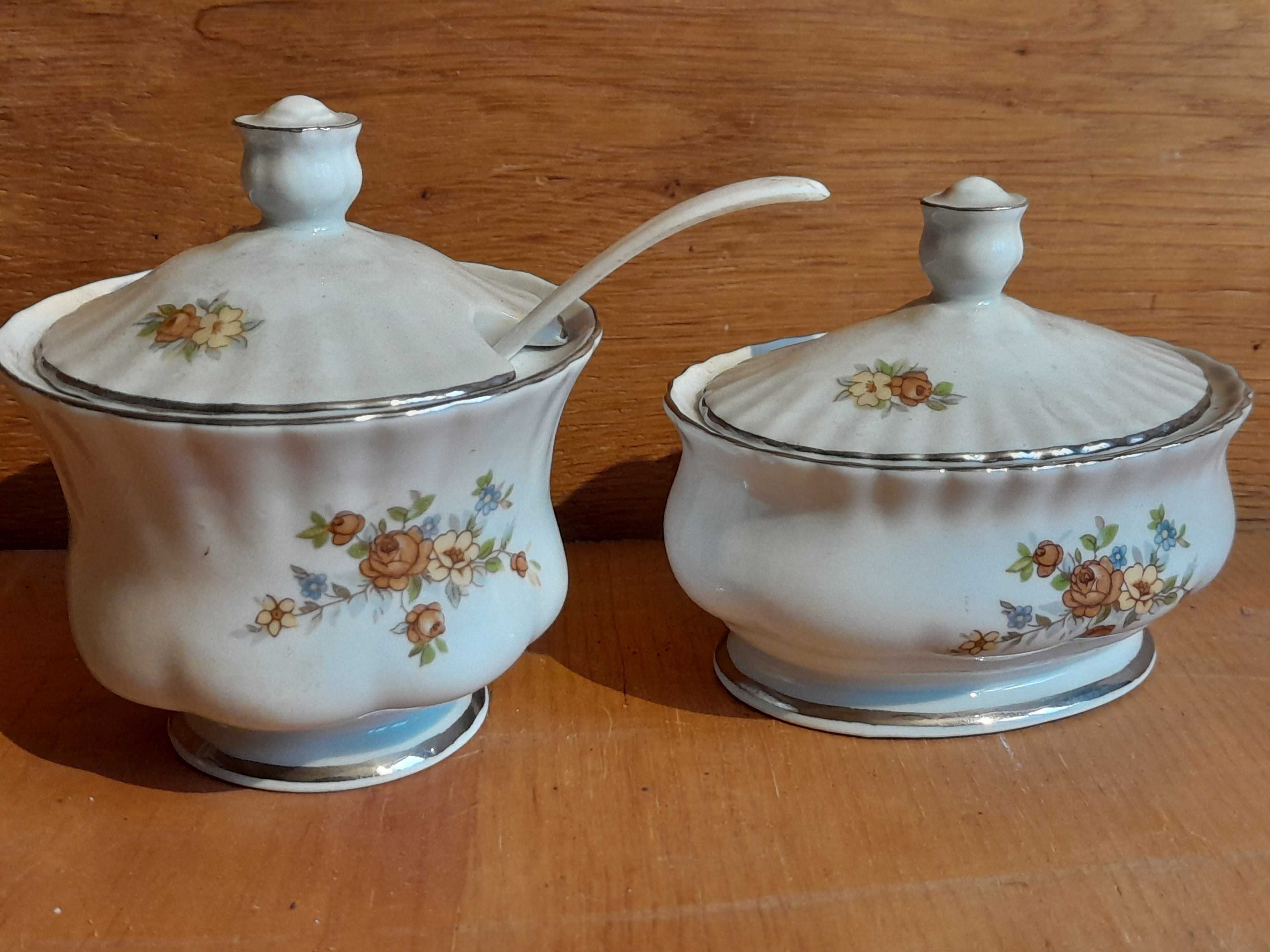 Stara porcelana PRL Chodzież cukiernica bombonierka retro vintage