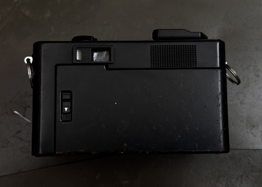 Плівкова фотокамера Mamiya 135EF