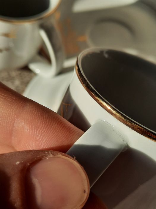 Filiżanki do espresso kawy spodki duety zestaw złote kwiaty porcelana