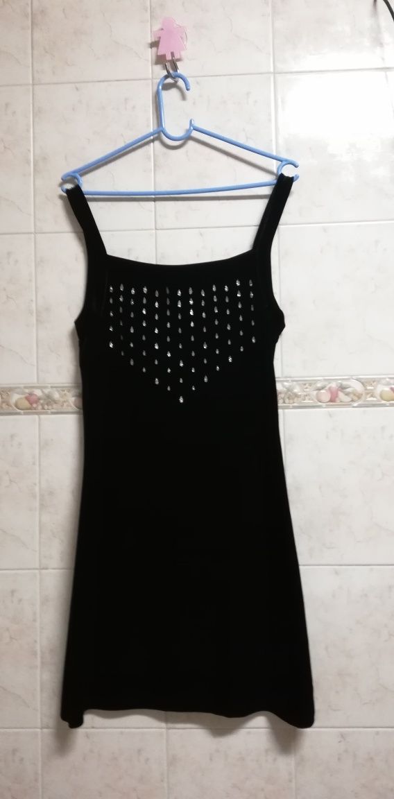 Vestido, preto com brilhantes, veludo, S/M