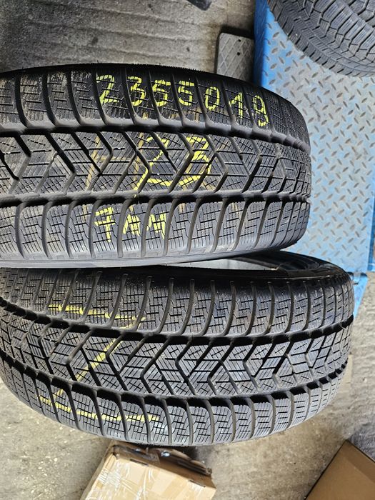 Opony Zimowe 2szt R19 235/50-7mm-Pirelli-23rok