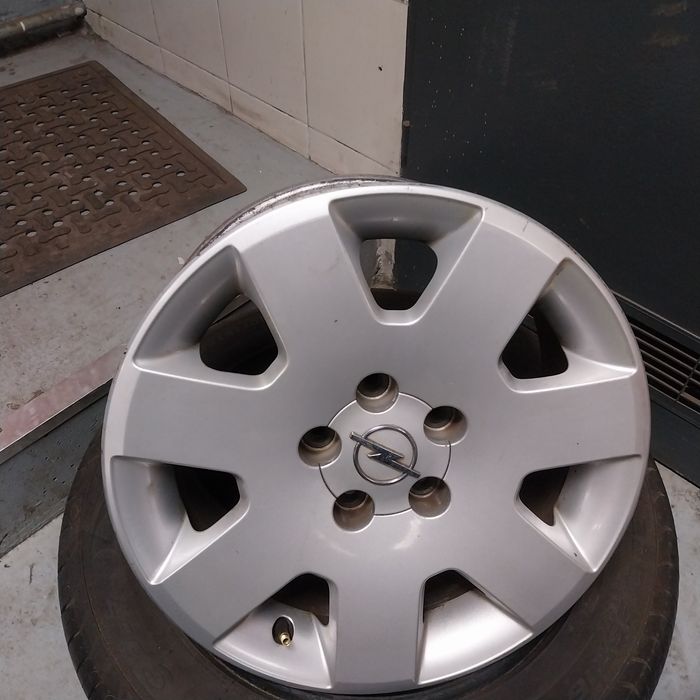 Oryginalne Felgi Aluminiowe Opel R16 5x110 7J ET 39