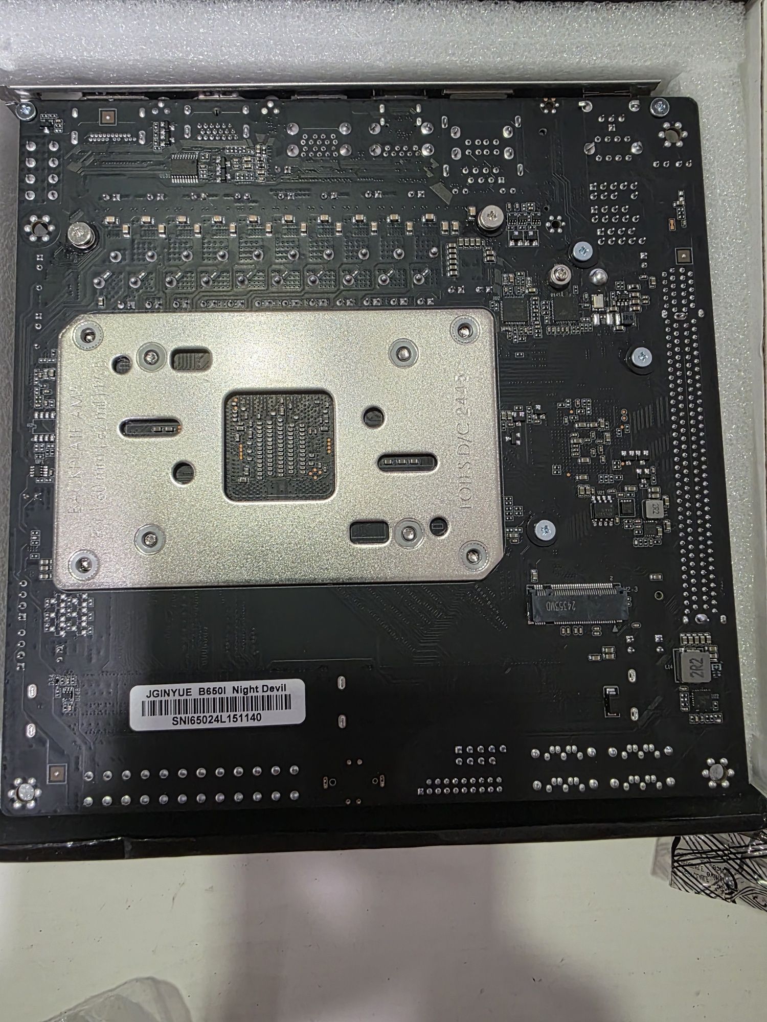 Placa-mãe JGINYUE B650i Ryzen