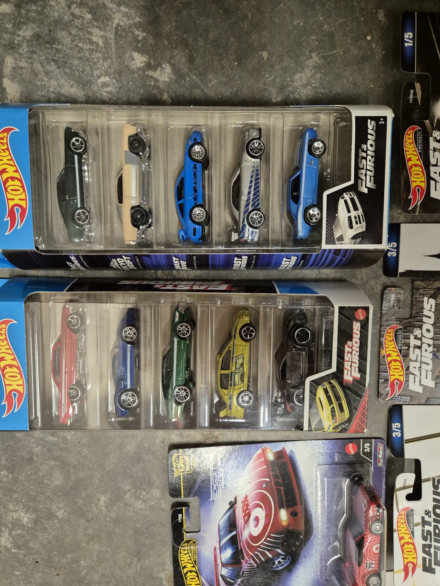 Sprzedam autka Hot wheels