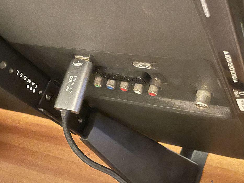 Telewizor LG z wejściem HDMI – gotowy do działania!