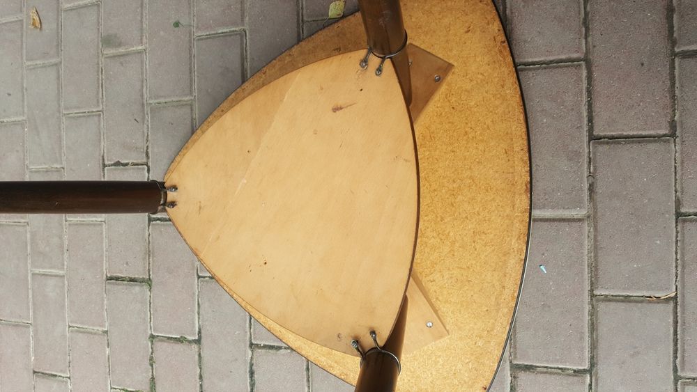 Modernistyczny stolik lata 60te