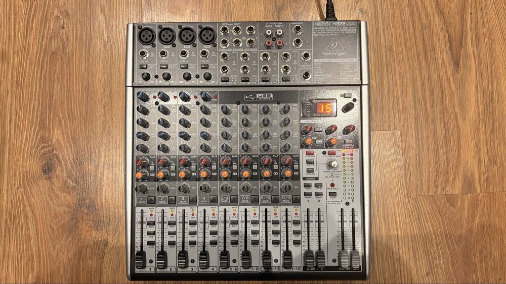 Behringer Xenyx 1622 USB