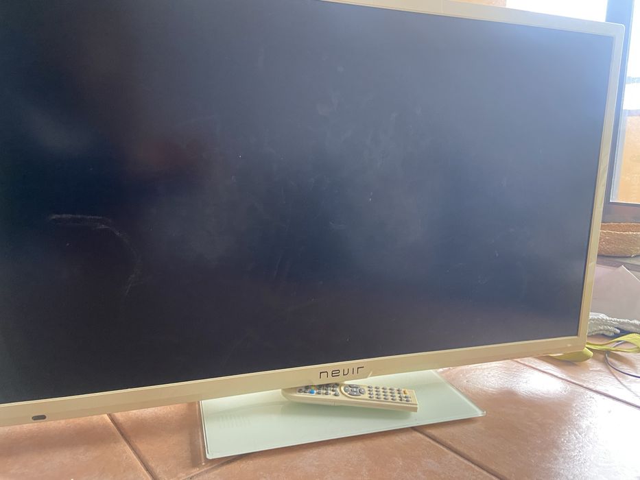 Televisor “nevir”