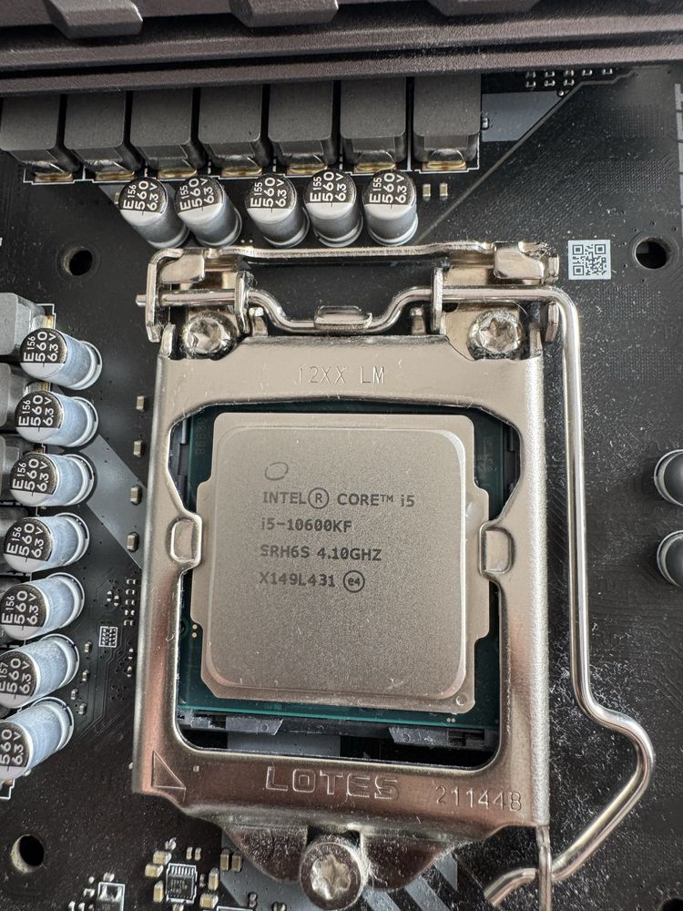 Intel Core I5 10600KF + MSI Z490 Tomahawk