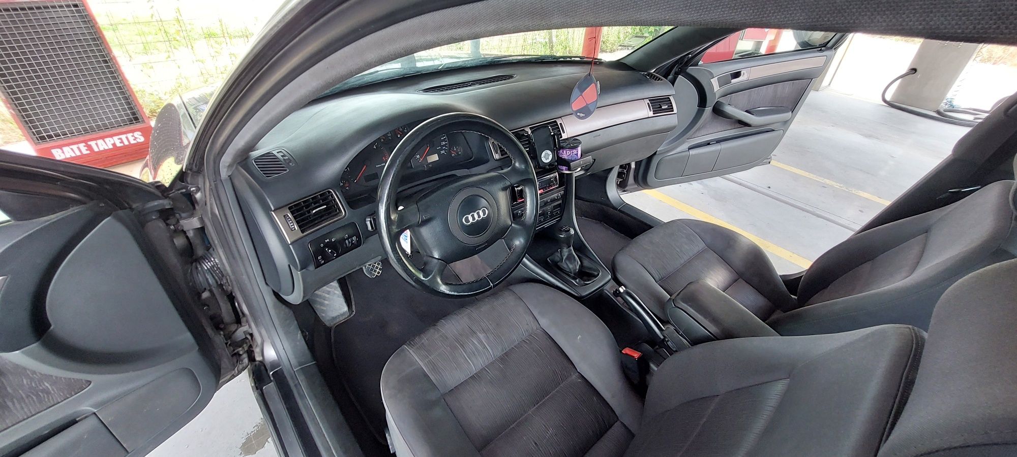 Audi a6 2.5 tdi bom estado