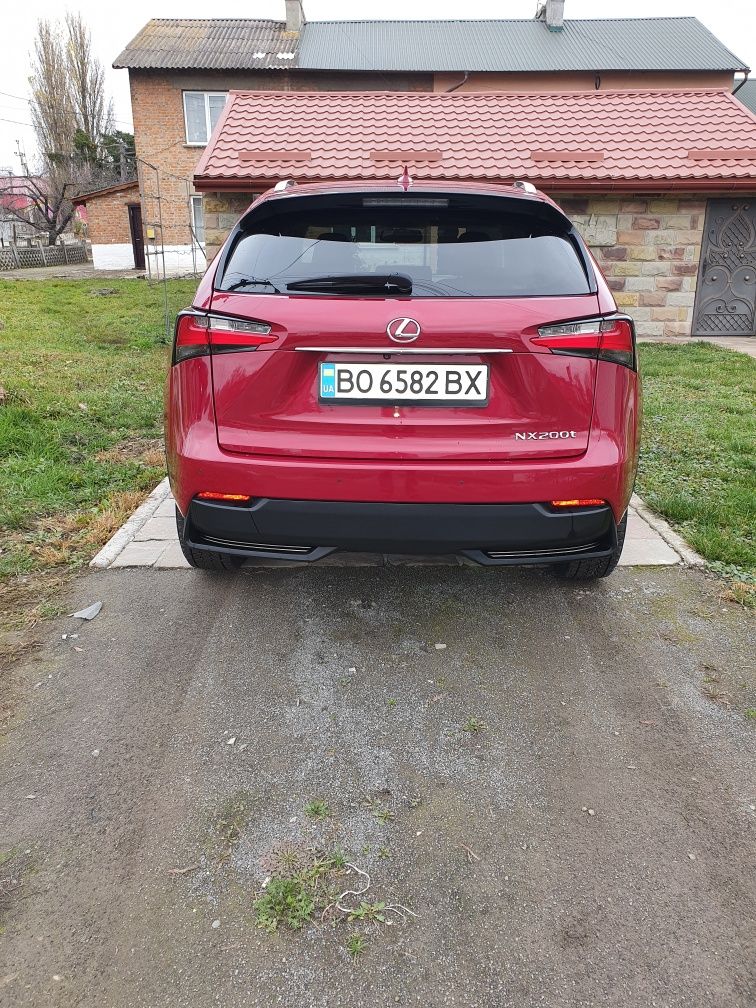 Lexus NX 300 h гібрид