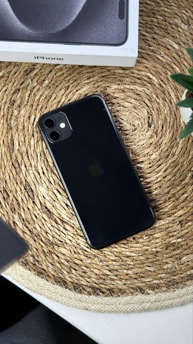 Продам iphone 11 black 128 gb