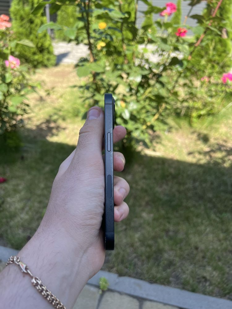 Iphone 13 чудовий стан, все працює OLX доставка