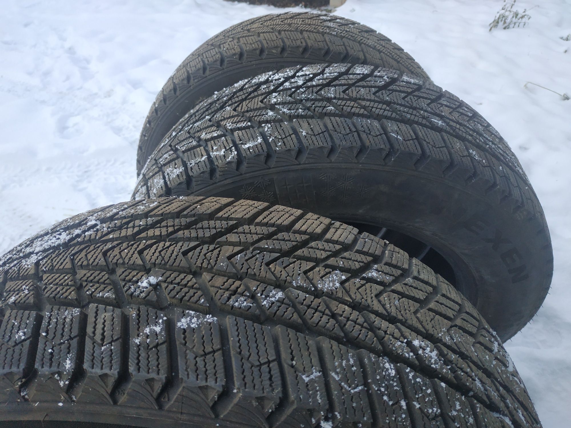 Nexen 195/65 R15