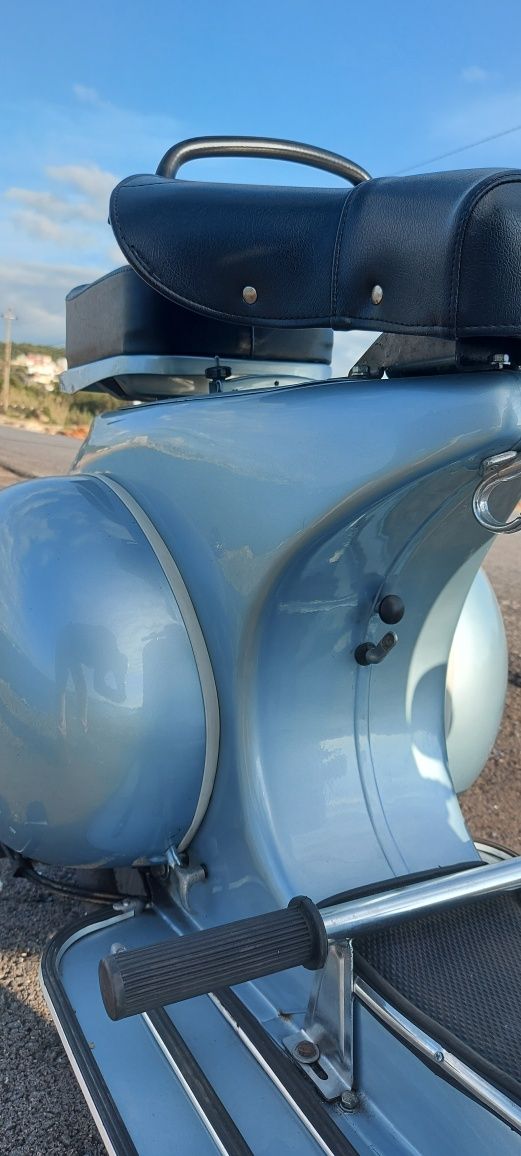 Vespa VBB 150 restaurada