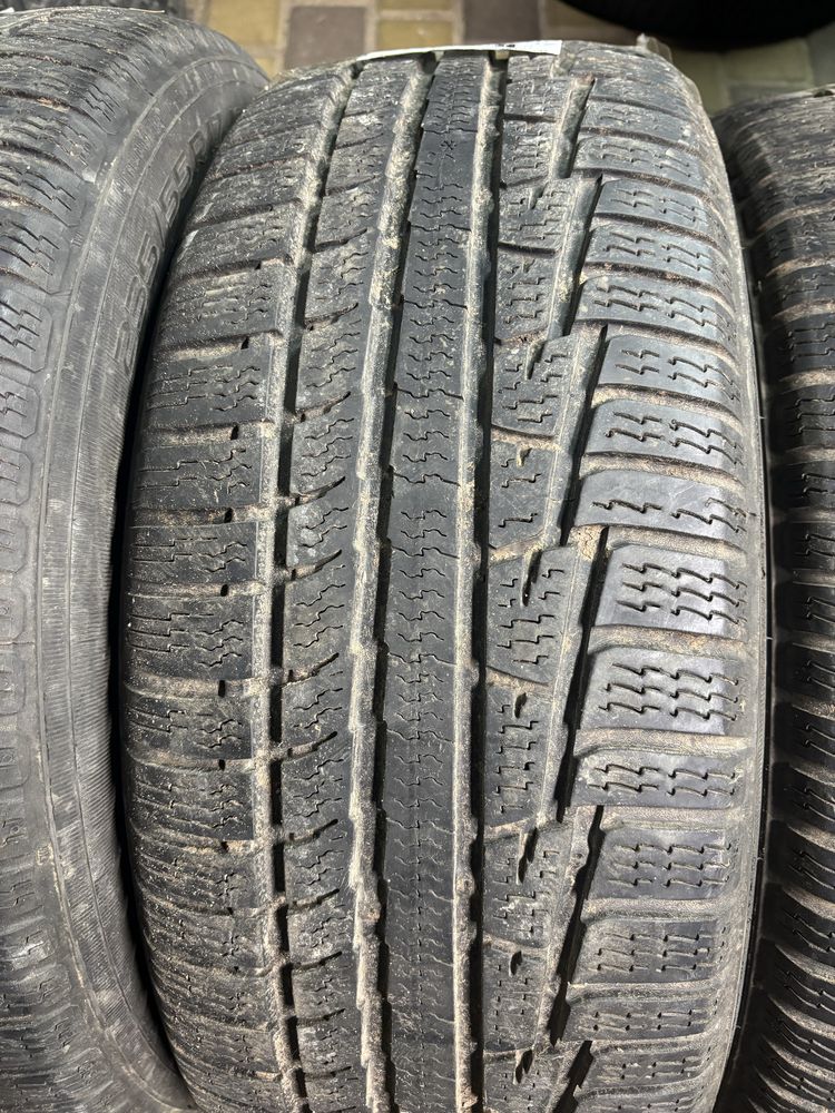 Шини зимові R17 235/55 Nokian 4шт.(ціна за скат)2016рік