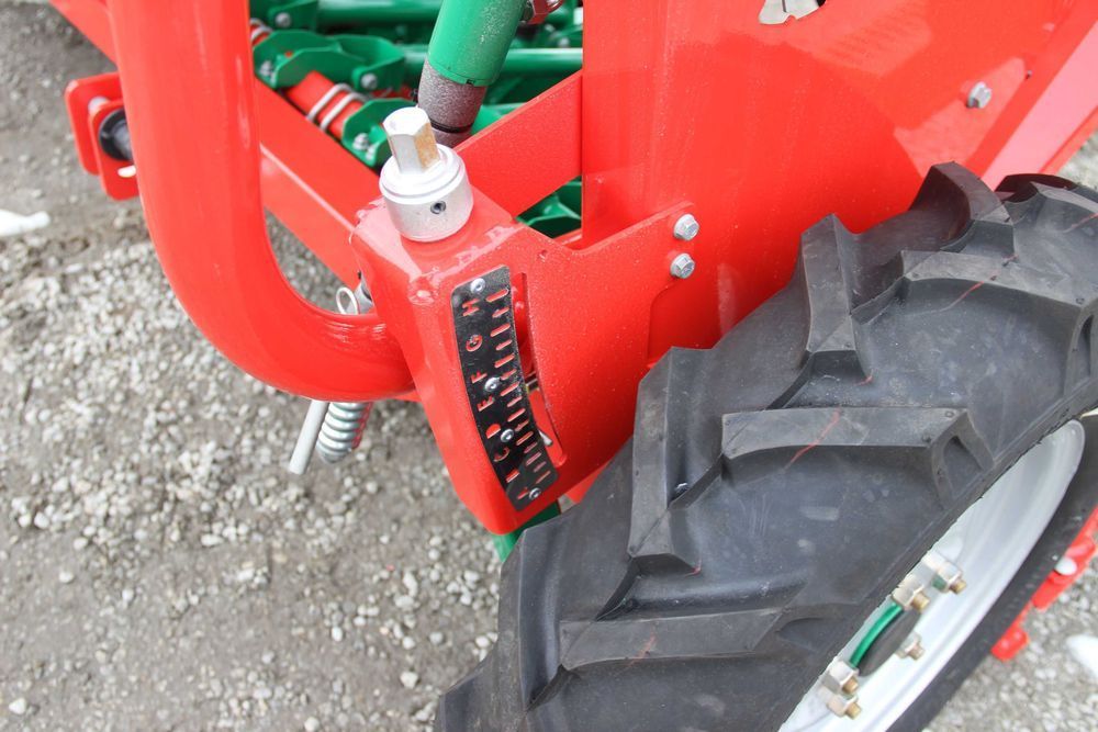 Siewnik zbożowy do zboża Agro-Masz SR 251, 271, 301 3m talerzowy