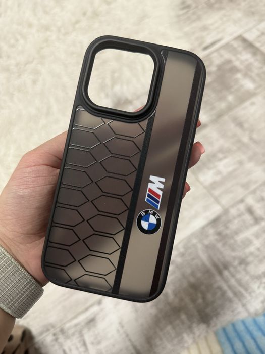 Чехол на iphone 16 pro bmw