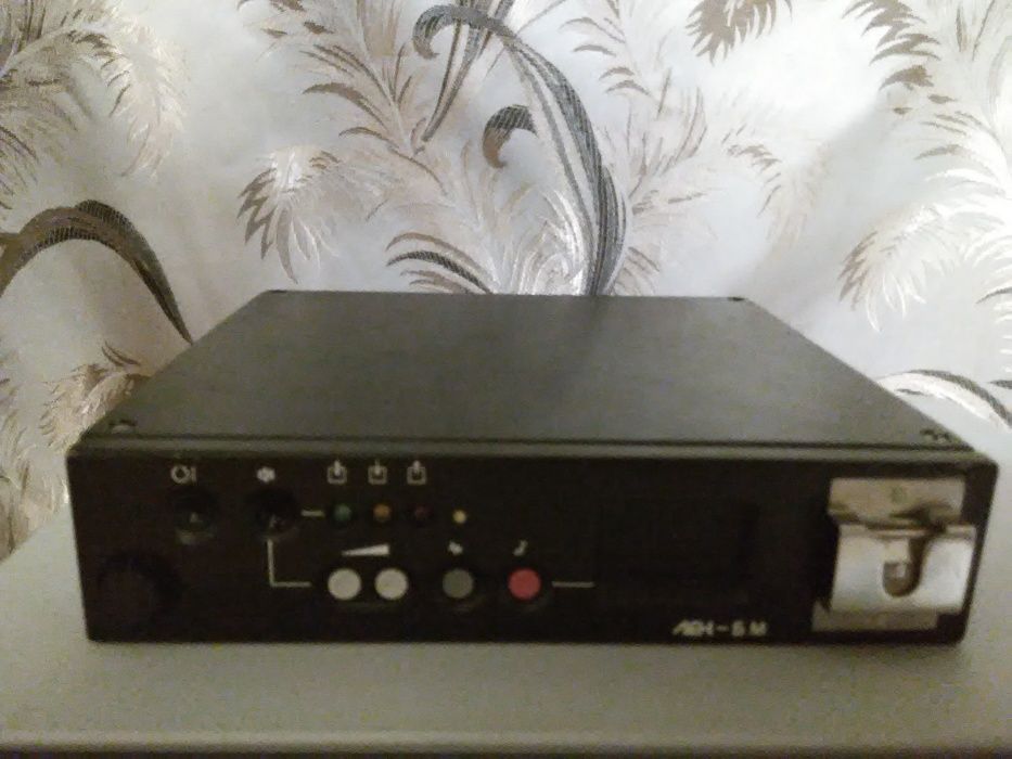 Обміняю радіостанцію лён БМ