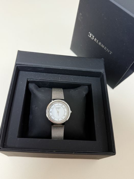 Жіночій годинник 33 Element