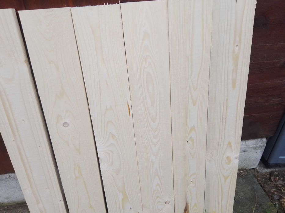 Sztacheta świerkowa  12 cm szer.