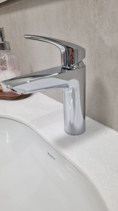 Змішувач для раковини Grohe Eurosmart 23324003