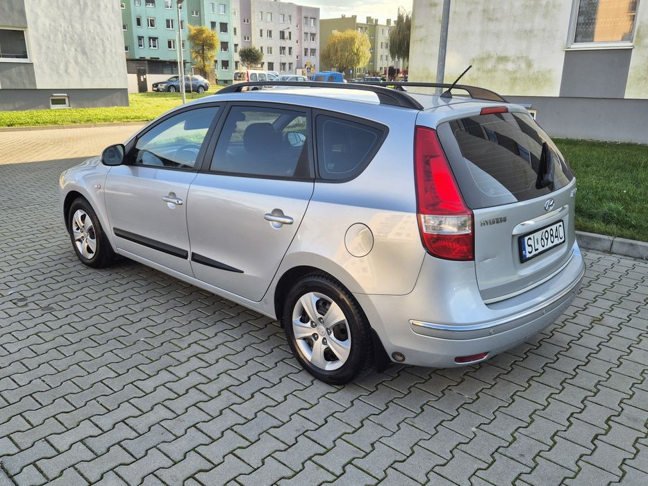 Hyunadi I30_ 1.6 Benzyna + Gaz_2010r._Zadbany