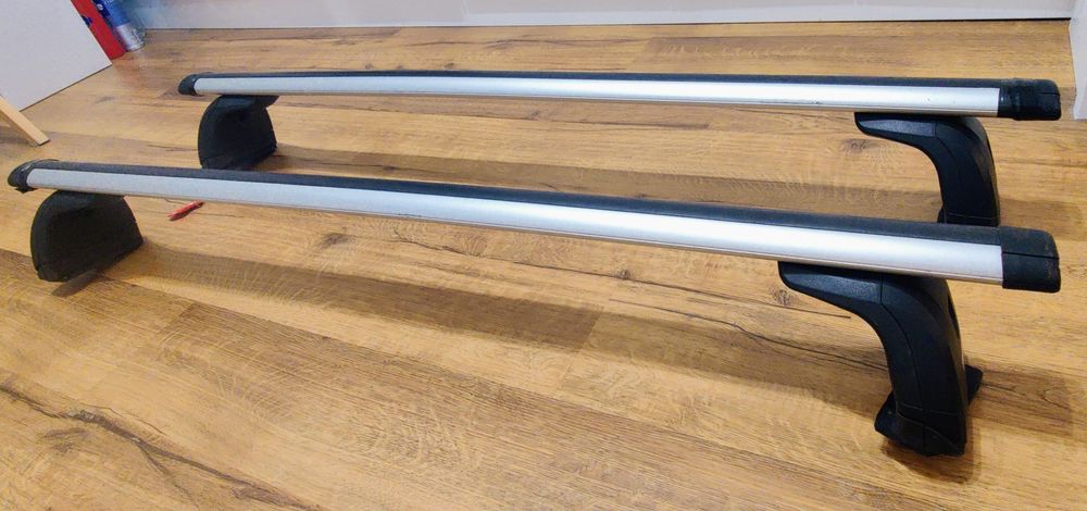 Sprzedam bagażnik dachowy Thule